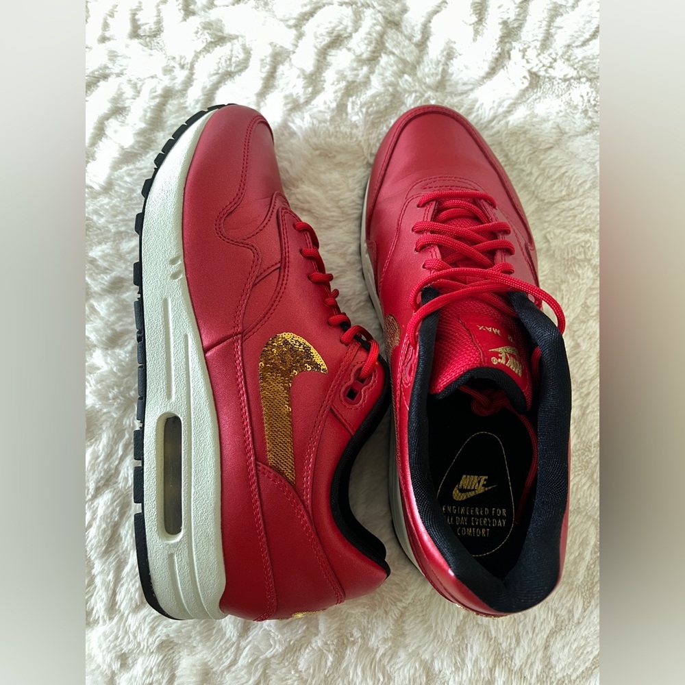 Nike Air Max 1 Women’s Red Leather Sneakers, Size 9.5 Style CT1149-600
